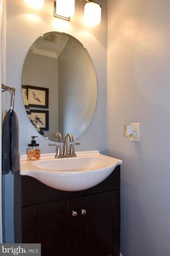 14276 Town Commons Way, Gainesville VA  20155-1497 exterior