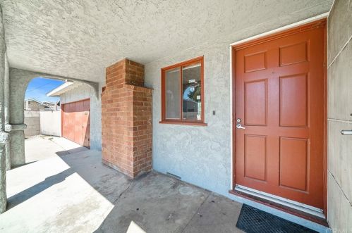 13371 Neptune Ct, Garden Grove CA  92843-2724 exterior