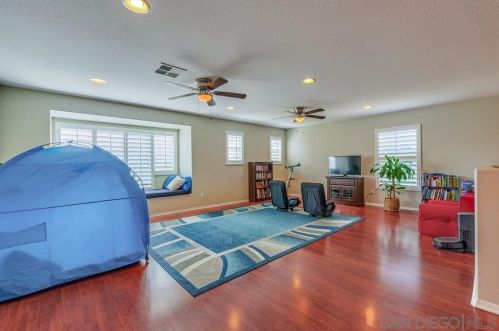 32758 Stonefield Ln, Temecula CA  92592-7207 exterior