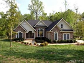 2052 Slippery Rock Cv, Lake Wylie, SC 29710-6307