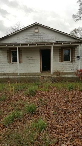8543 Cherry Grove Rd, Reidsville, NC 27320-0223