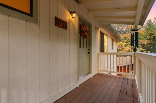 11726 Upper Circle Dr, Grass Valley CA  95949-6666 exterior