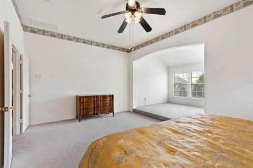 6417 Autumn Trl, Frisco TX  75056-7124 exterior