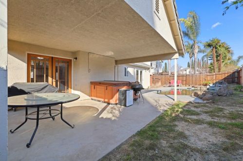 5204 Dolcetto Way, Salida CA  95368-9509 exterior