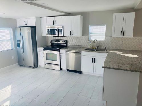 151 7th St, Naples FL  34117-2126 exterior
