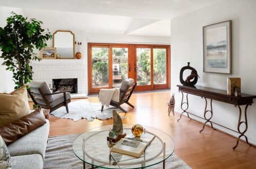 1424 Foothill Blvd, Glendora, CA 91741-3132
