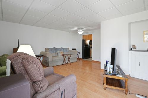2907 14th Ln, Kenosha, WI 53140-4329