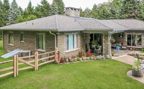 532 Perrymont Rd, Pittsburgh, PA 15237-5676