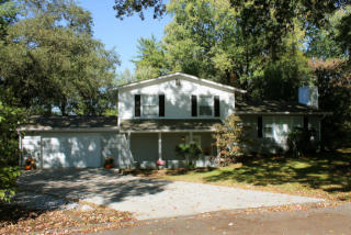 8623 Diana Ln, Knoxville, TN 37923-5514