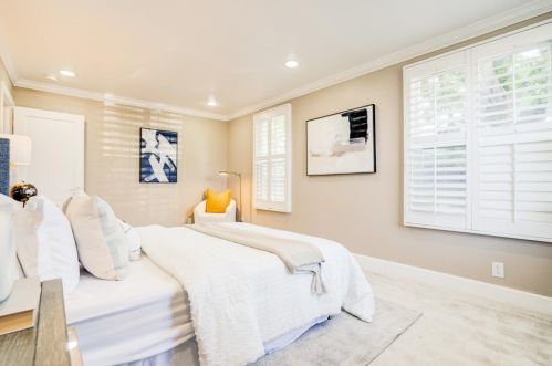 101 De Soto Way, San Bruno CA  94066-4719 exterior