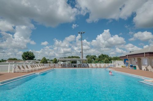 552 Petrel Cir, Lakeland FL  33809-7663 exterior