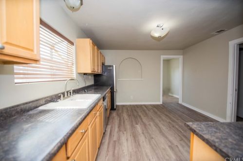 9659 Primrose Dr, Riverside CA 92503-4277 exterior