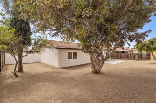 6070 Scheelite St, Riverside CA  92509-5014 exterior