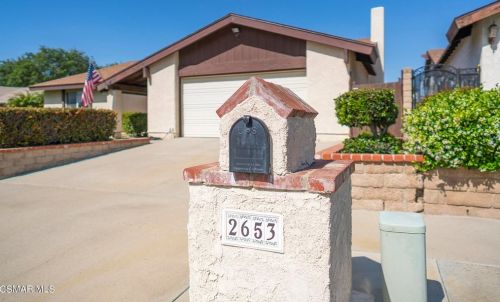 2653 Broadmoor Ave, Simi Valley, CA 93065-1405