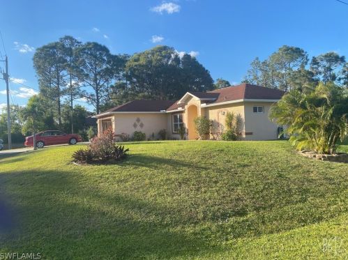 425 Broadmoor St, Lehigh Acres, FL 33974-9688