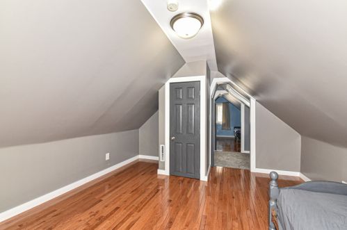 922 75th St, Milwaukee WI 53214-3016 exterior