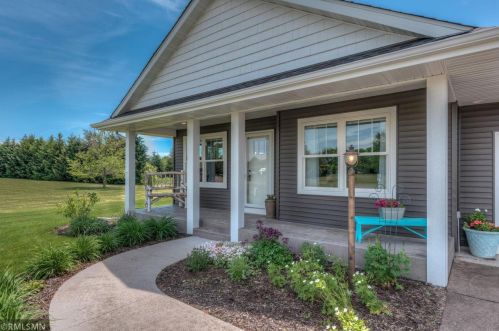 2466 82nd Ave, East Farmington, WI 54020-8184