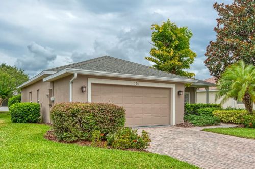 306 Rock Springs Dr, Kissimmee FL  34759-3757 exterior