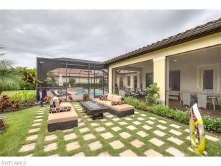 14463 Marsala Way, Naples FL  34109-3233 exterior