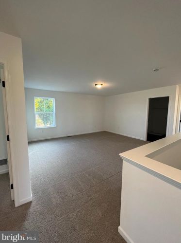 9518 Newtown Rd, Breinigsville PA  18031-1806 exterior