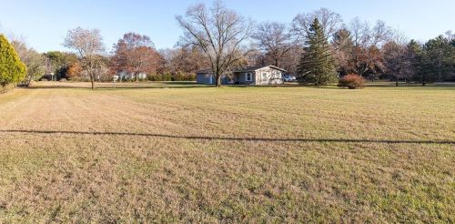 3570 Mardon Ln, Green Bay WI  54313-8212 exterior