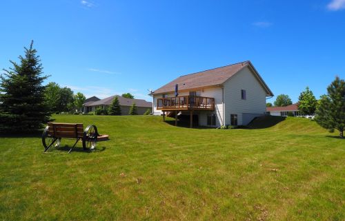 1000 Martin Dr, Dassel, MN 55325-4506