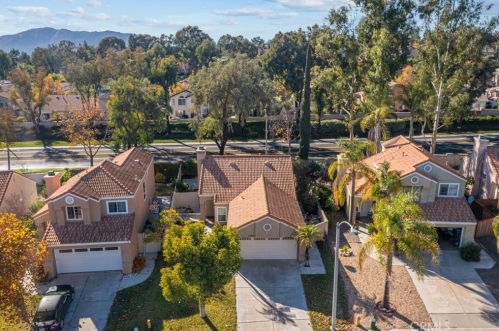 31734 Calle Novelda, Temecula CA  92592-3745 exterior