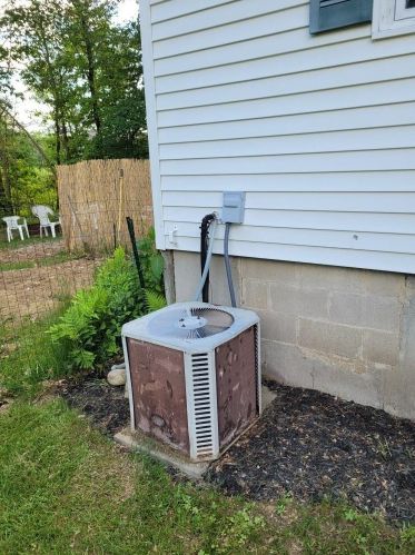 15 Great Pond Rd, Kingston NH  03848-3757 exterior