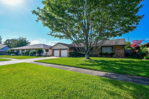 2410 Lufkin Ln, Deer Park, TX 77536-4814