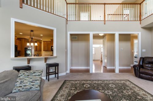 6 Nicole Ct, Swedesboro NJ  08085-3448 exterior