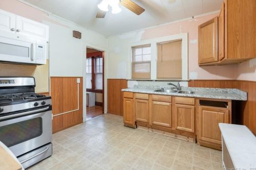 679 Woodtick Rd, Waterbury CT  06705-1740 exterior