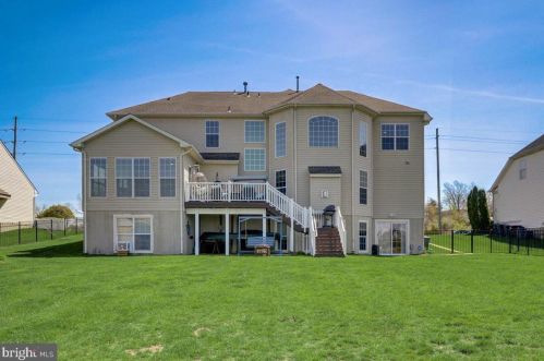 33 Mullen Dr, Erial NJ  08081-1300 exterior