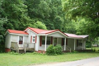 943 Weakley Creek Rd, Lawrenceburg, TN 38464-6028