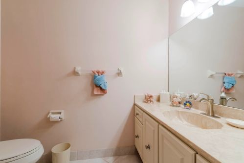 808 Windermere Way, West Palm Beach FL  33418-7170 exterior