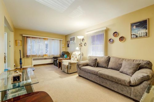 79 56th St, Bayonne NJ  07002-3315 exterior