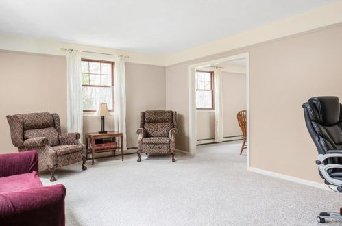 96 Daniel Dr, North Kingstown RI  02852-6702 exterior