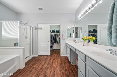 17623 Crocus Dr, Sun City AZ  85388-7747 exterior