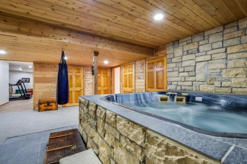 1432 Country Club Ln, Watertown WI  53098-4345 exterior