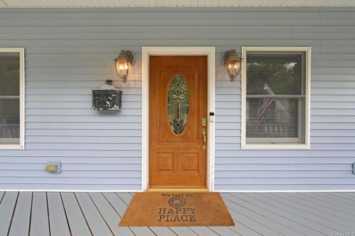 57 Wayne Ave, Airmont NY  10901-4617 exterior