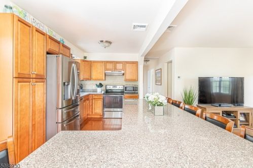 59 Layton Rd, Wantage NJ  07461-1807 exterior