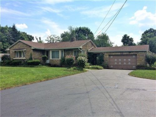2425 Benjamin Franklin Hwy, Edinburg, PA 16116-4515