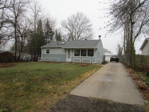 2427 Sunrise Rd, Racine, WI 53402-1265