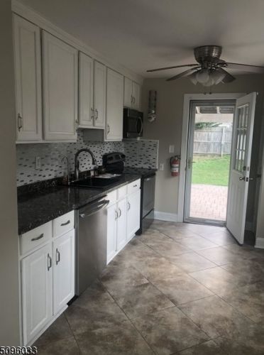 34 Centerton Dr, Parsippany NJ  07054-3506 exterior