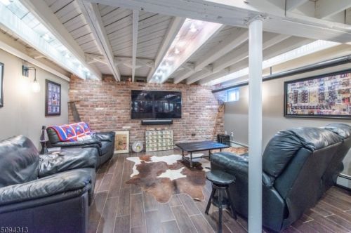 17 Kennedy Rd, Greystone Park NJ  07950-2311 exterior