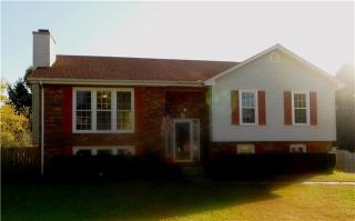 608 Gardendale Ln, Clarksville, TN 37040-5630