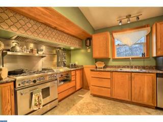 65 Evergreen Rd, Robesonia, PA 19551-8986
