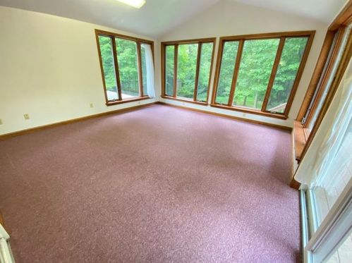 215 Jamestown Rd, Greenville PA  16125-9201 exterior