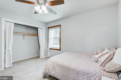 304 Albany St, Fredericksburg VA  22407-6304 exterior