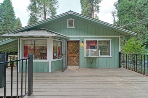 2769 Loyal Ln, Pacific House, CA 95726-9231