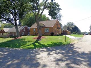 4560 7th St, Canton, OH 44708-3630